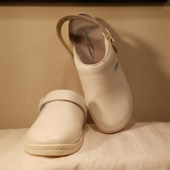 Abeba 7091/ El Original Occupational-Clog Shoe